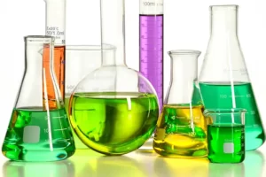 حلال شیمیایی چیست و چه کاربردی دارد؟